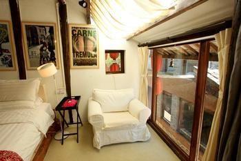 Haw Haw Inn Lijiang  Extérieur photo